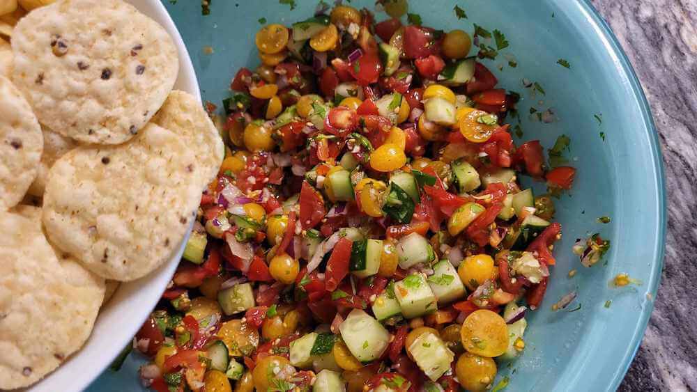 Salsa aux tomates et aux cerises de terre